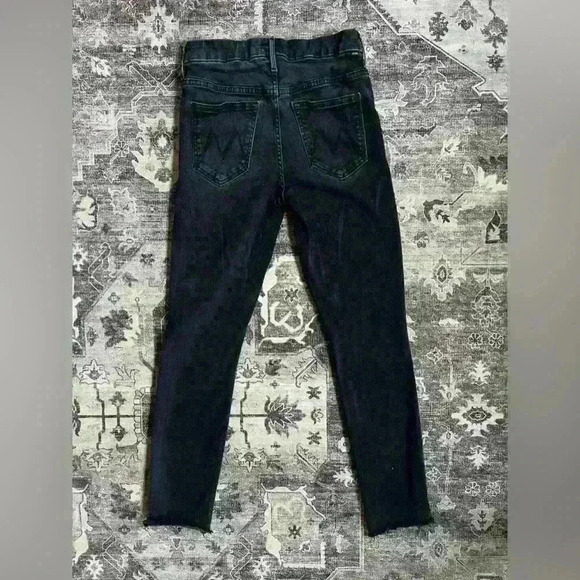 MOTHER Denim The Looker Ankle Fray Black - Picture 3 of 6